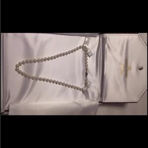 Elegant Pearl Necklace